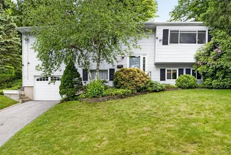4 Pamela Lane Valhalla NY 10595