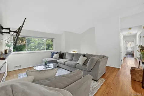 4 Pamela Lane Valhalla NY 10595