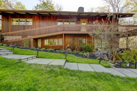 380 Long Ridge Road Pound Ridge NY 10576
