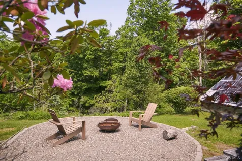 153 Near Road Red Hook NY 12571