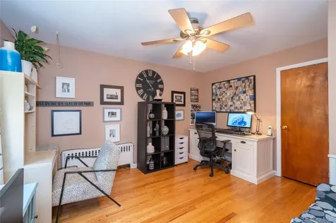 191 Hildreth Place Yonkers NY 10704