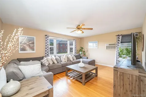 191 Hildreth Place Yonkers NY 10704