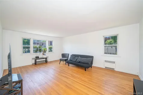 191 Hildreth Place Yonkers NY 10704