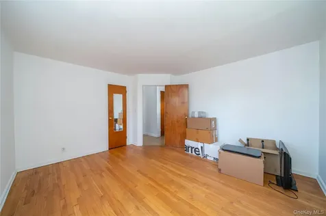 191 Hildreth Place Yonkers NY 10704