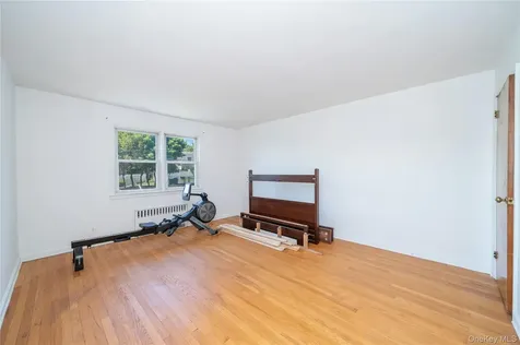 191 Hildreth Place Yonkers NY 10704