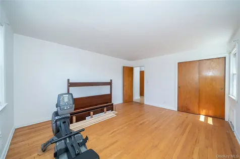 191 Hildreth Place Yonkers NY 10704