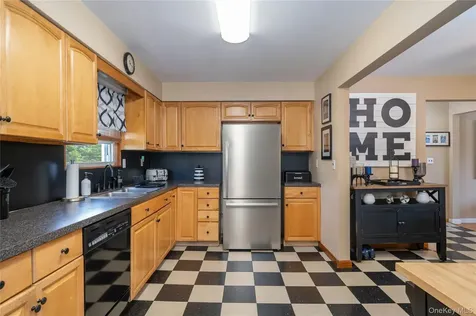 191 Hildreth Place Yonkers NY 10704