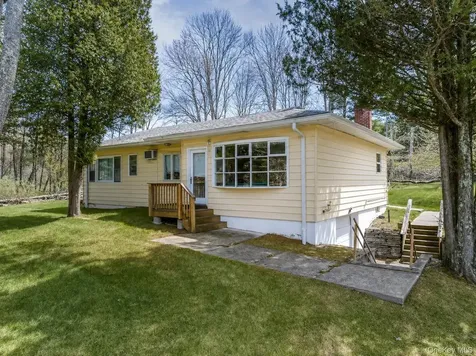 1 Jade Lane Swan Lake NY 12783