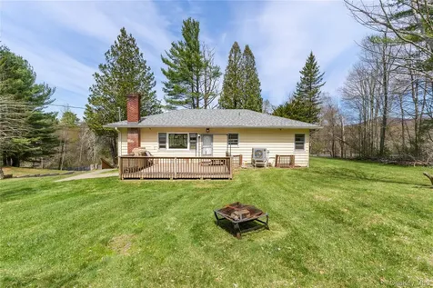 1 Jade Lane Swan Lake NY 12783