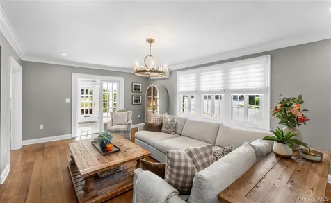98 W Central Avenue Pearl River NY 10965
