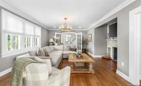 98 W Central Avenue Pearl River NY 10965