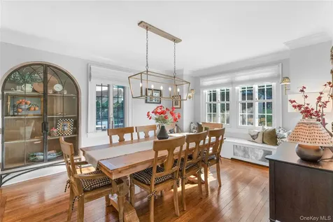98 W Central Avenue Pearl River NY 10965