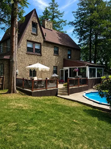 98 W Central Avenue Pearl River NY 10965