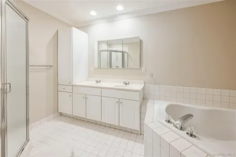 900 Heritage Hills Somers NY 10589