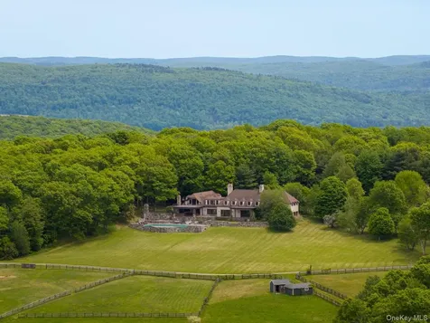 26 Mountain Farm Road Millerton NY 12546