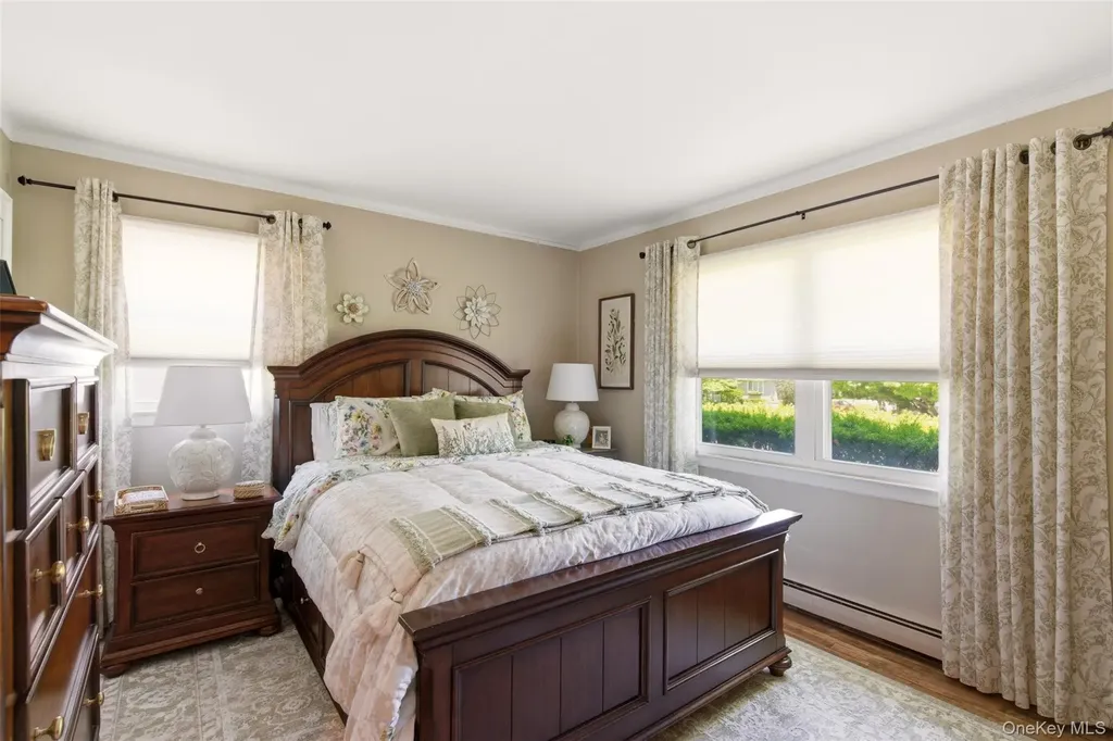 78 Cornell Drive Smithtown NY 11787