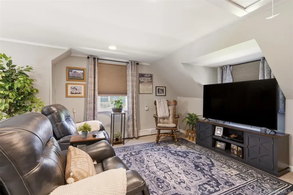 78 Cornell Drive Smithtown NY 11787