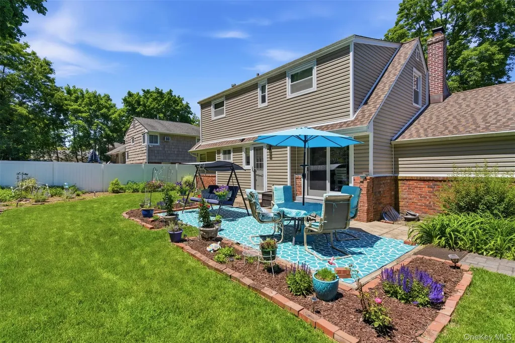 78 Cornell Drive Smithtown NY 11787