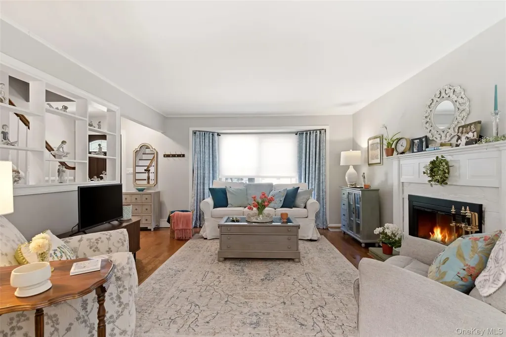 78 Cornell Drive Smithtown NY 11787