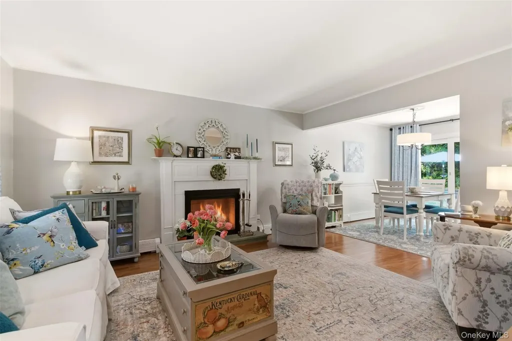 78 Cornell Drive Smithtown NY 11787