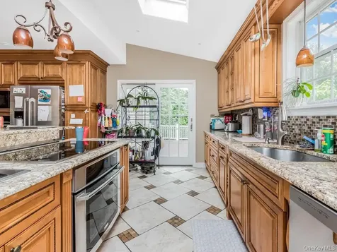 129 Jackson Avenue Pelham NY 10803