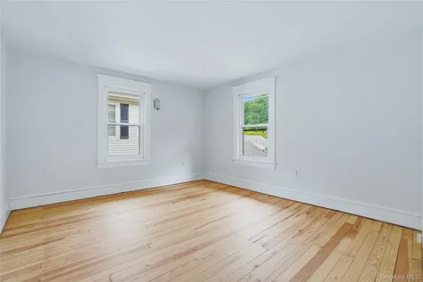 122 Andrew Street Kingston NY 12401