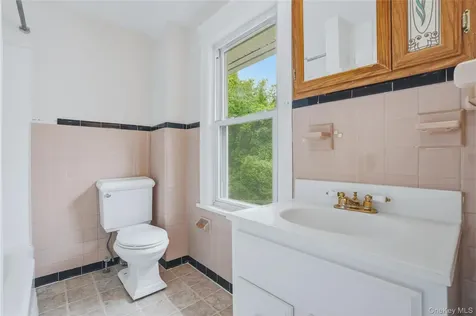122 Andrew Street Kingston NY 12401