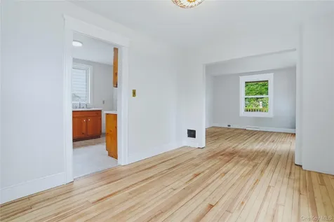 122 Andrew Street Kingston NY 12401