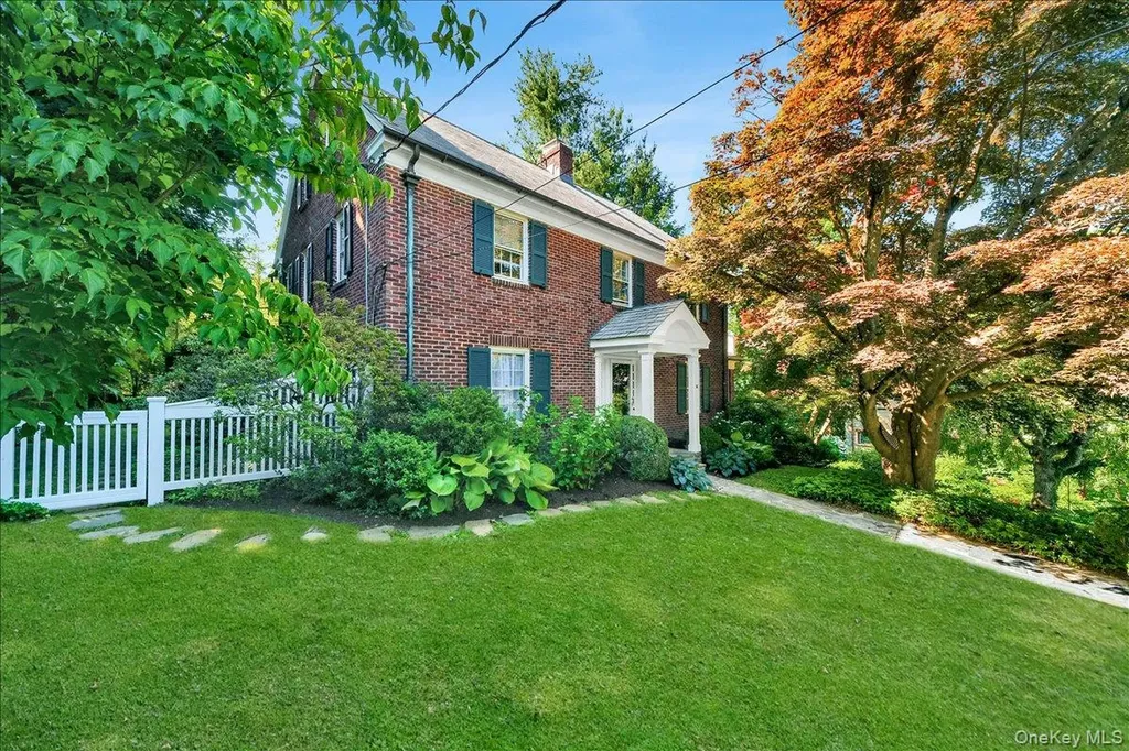 86 Caterson Terrace Hartsdale NY 10530