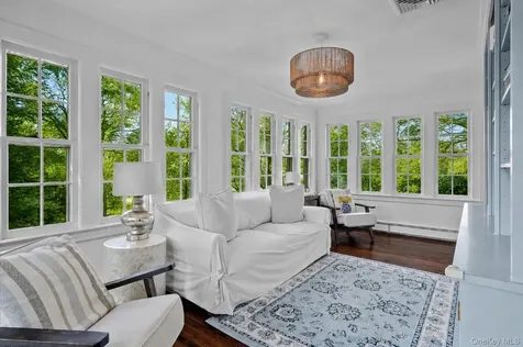 86 Caterson Terrace Hartsdale NY 10530