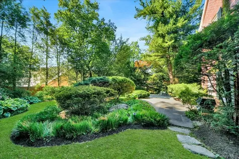 86 Caterson Terrace Hartsdale NY 10530