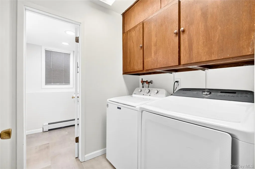 81 Poplar Street Nanuet NY 10954