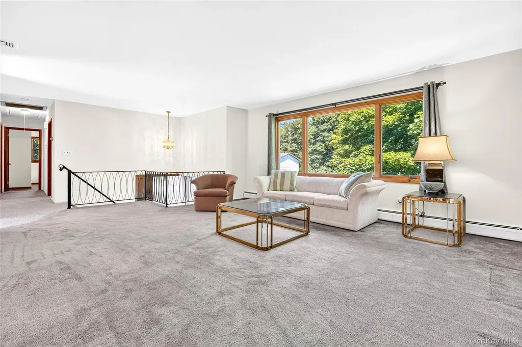 81 Poplar Street Nanuet NY 10954