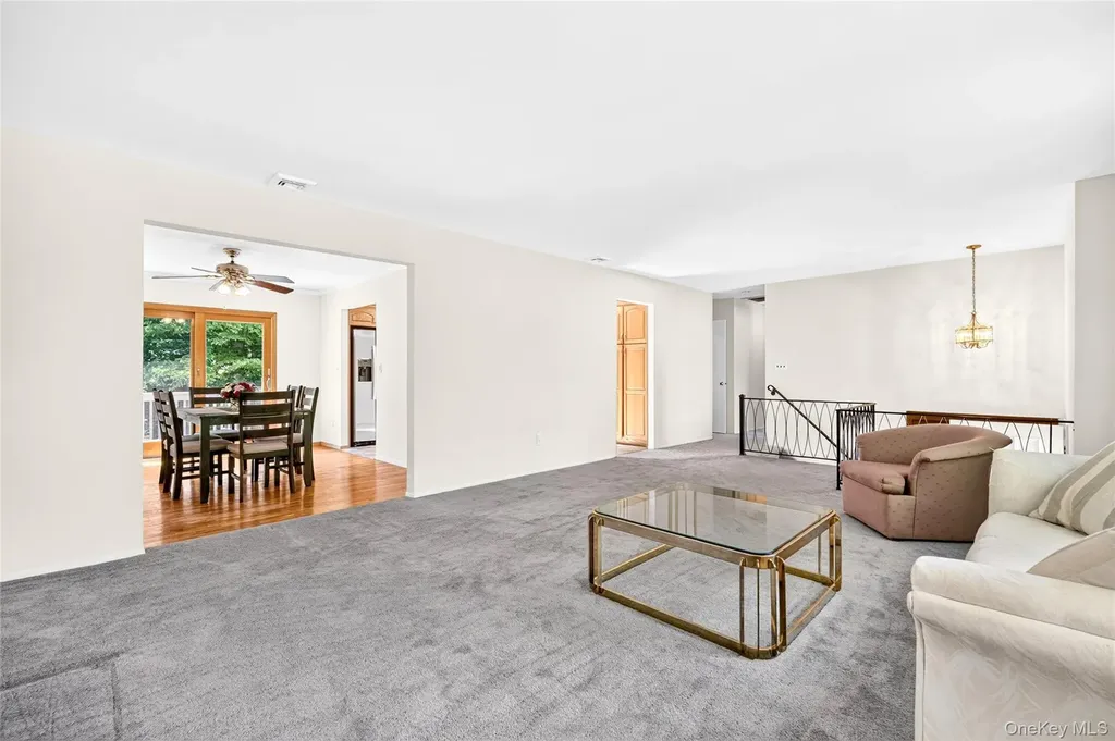 81 Poplar Street Nanuet NY 10954