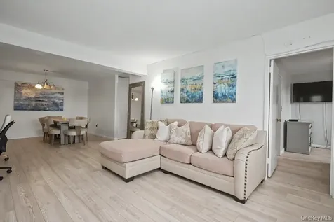 7 Balint Drive Yonkers NY 10710