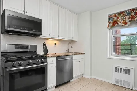 7 Balint Drive Yonkers NY 10710