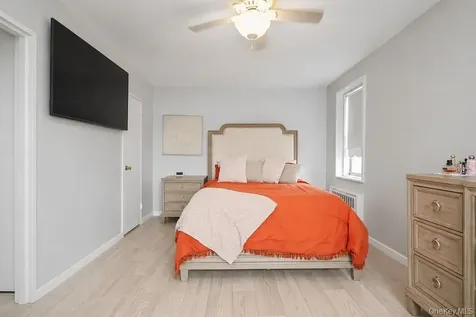 7 Balint Drive Yonkers NY 10710