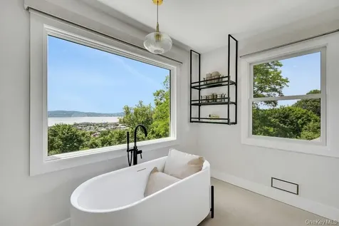 35 Walden Road Tarrytown NY 10591