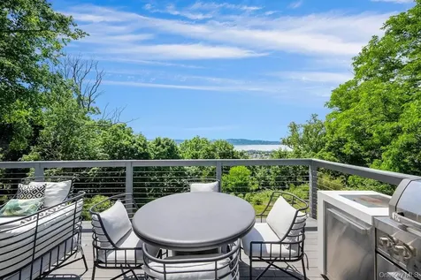 35 Walden Road Tarrytown NY 10591