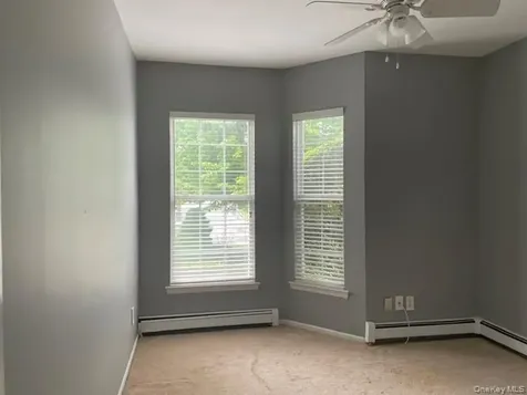 87 Summerfield Drive Holtsville NY 11742