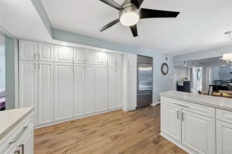 16 Wildwood Court East Islip NY 11730