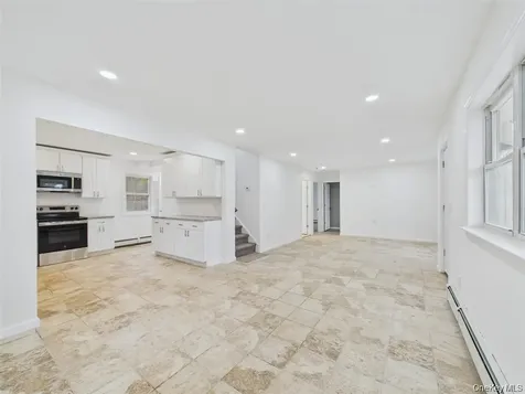 613 Bourdois Avenue Bellport NY 11713