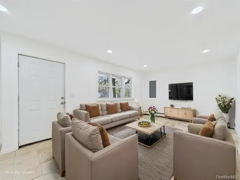613 Bourdois Avenue Bellport NY 11713