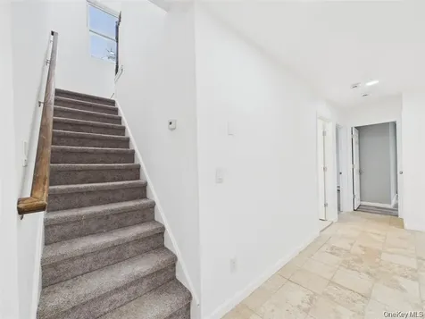613 Bourdois Avenue Bellport NY 11713