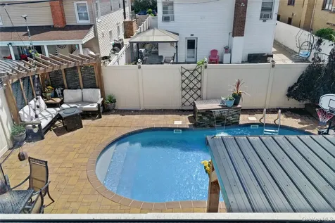 164-31 89th Street Howard Beach NY 11414