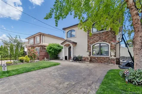 164-31 89th Street Howard Beach NY 11414