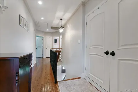 164-31 89th Street Howard Beach NY 11414
