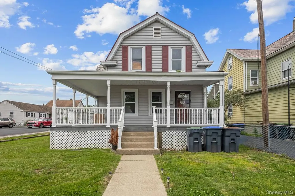 29 Blauvelt Avenue West Haverstraw NY 10993