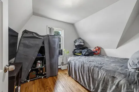 29 Blauvelt Avenue West Haverstraw NY 10993