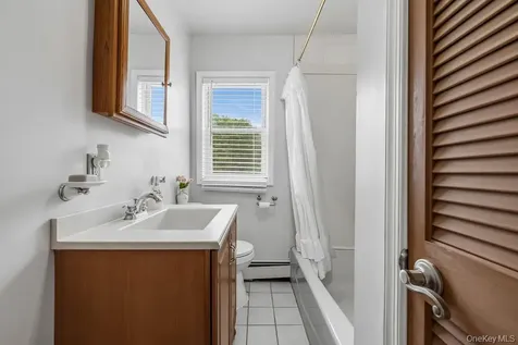 29 Blauvelt Avenue West Haverstraw NY 10993